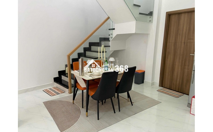 Bán nhà sát căn mặt tiền đường Tỉnh Lộ 10, DT 63m2, xây mới 1 trệt, 1 lầu